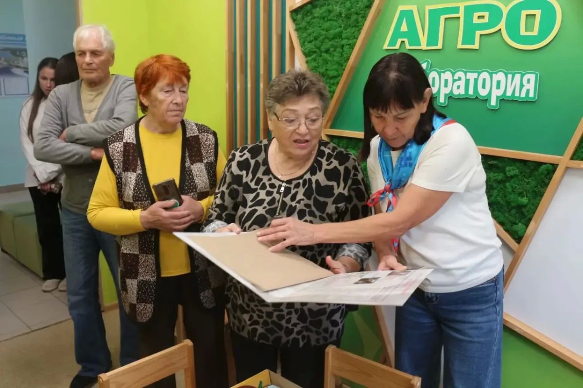 В преддверии нового учебного года представители Совета ветеранов посетили детские сады и школы Чебоксар В преддверии нового учебного года представители Совета ветеранов посетили детские сады и школы Чебоксар