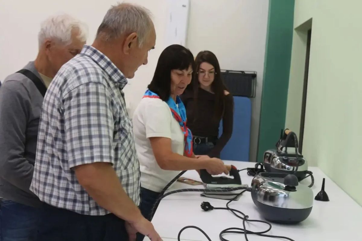 В преддверии нового учебного года представители Совета ветеранов посетили детские сады и школы Чебоксар В преддверии нового учебного года представители Совета ветеранов посетили детские сады и школы Чебоксар