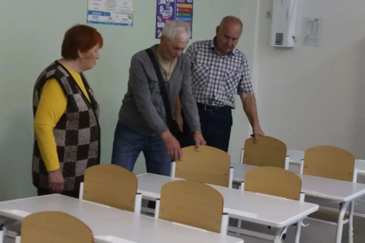 В преддверии нового учебного года представители Совета ветеранов посетили детские сады и школы Чебоксар В преддверии нового учебного года представители Совета ветеранов посетили детские сады и школы Чебоксар