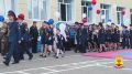 В Чувашии полицейские и ветераны органов внутренних дел поздравили с Днем знаний учащихся подшефной кадетской школы имени генерал-майора милиции В.А.Архипова