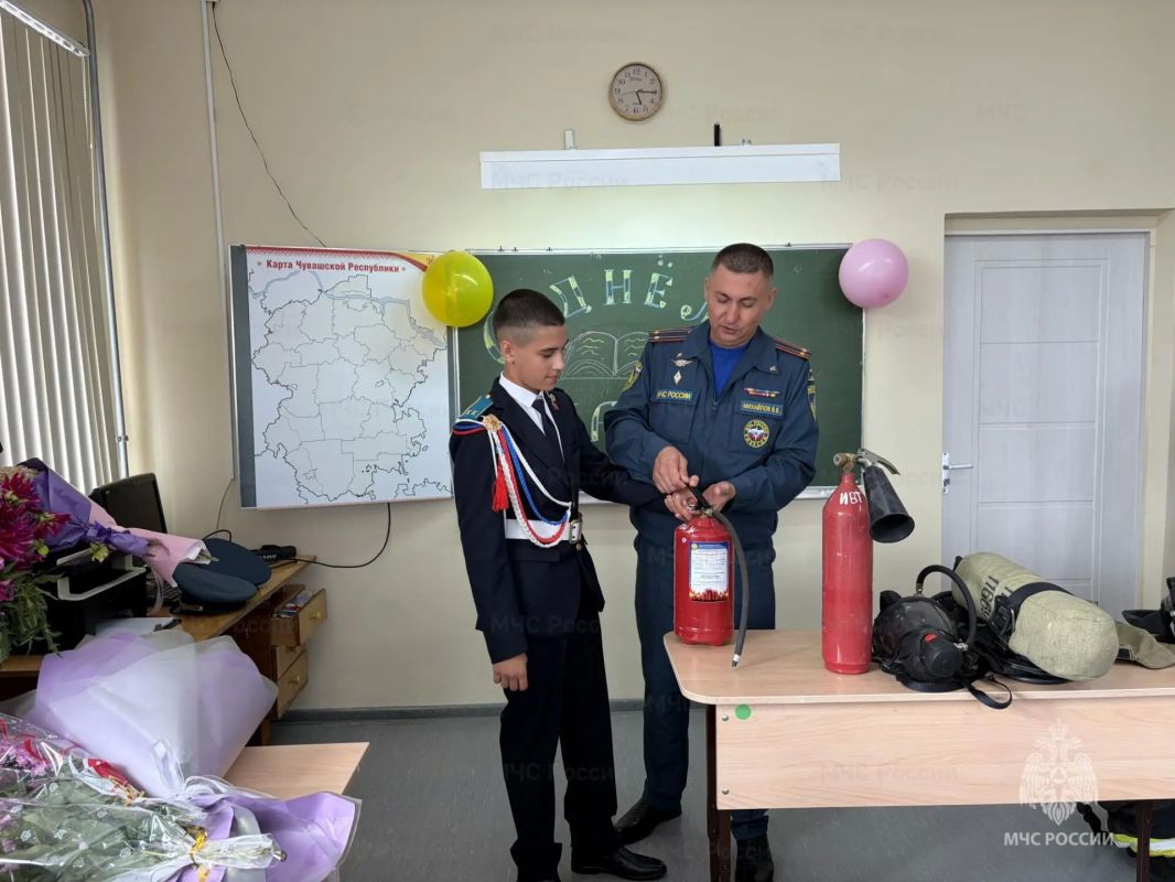 Уроки безопасности от МЧС России: когда знания спасают жизни! Уроки безопасности от МЧС России: когда знания спасают жизни!