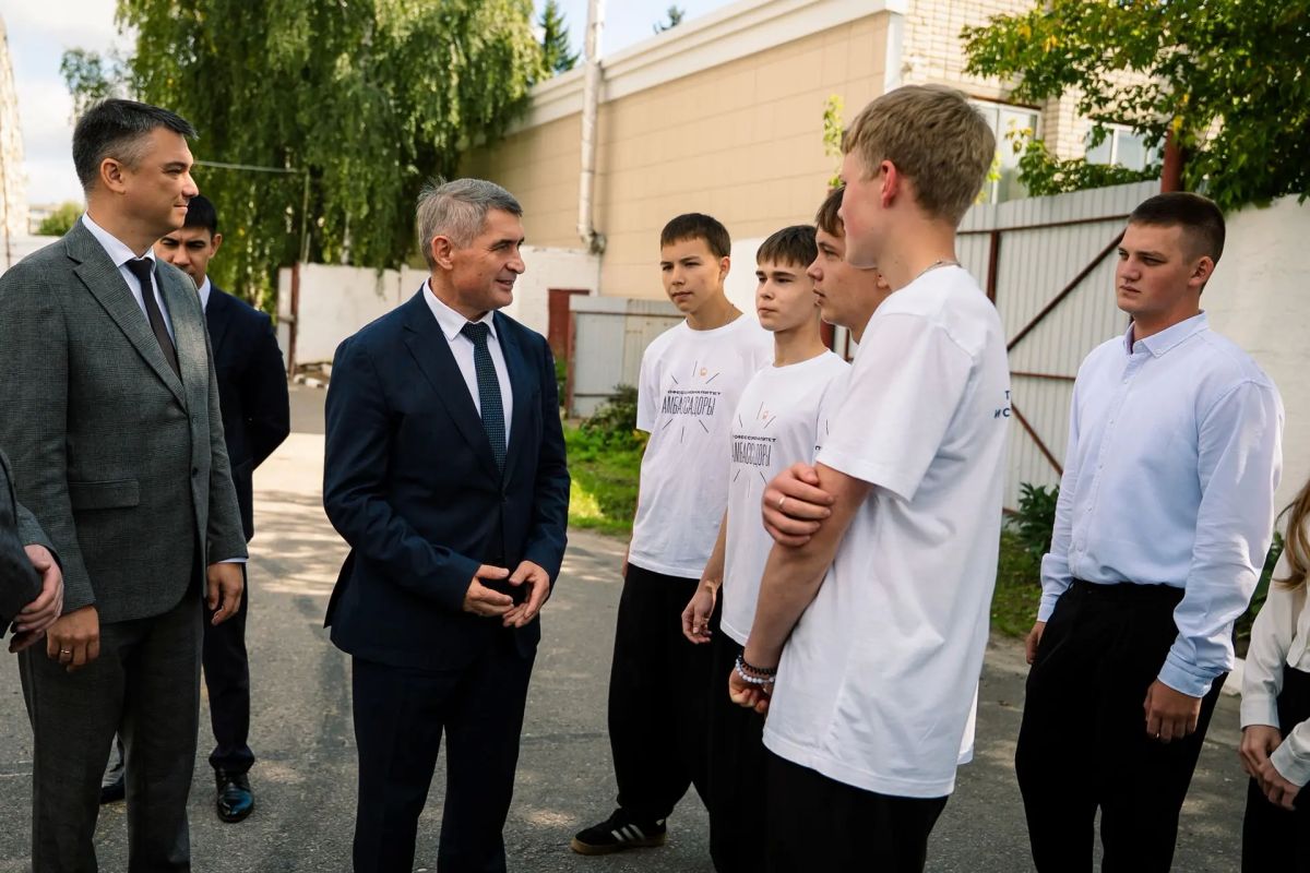 В Чувашии открылся новый кластер «Профессионалитета»: подготовка кадров для дорожной отрасли В Чувашии открылся новый кластер «Профессионалитета»: подготовка кадров для дорожной отрасли