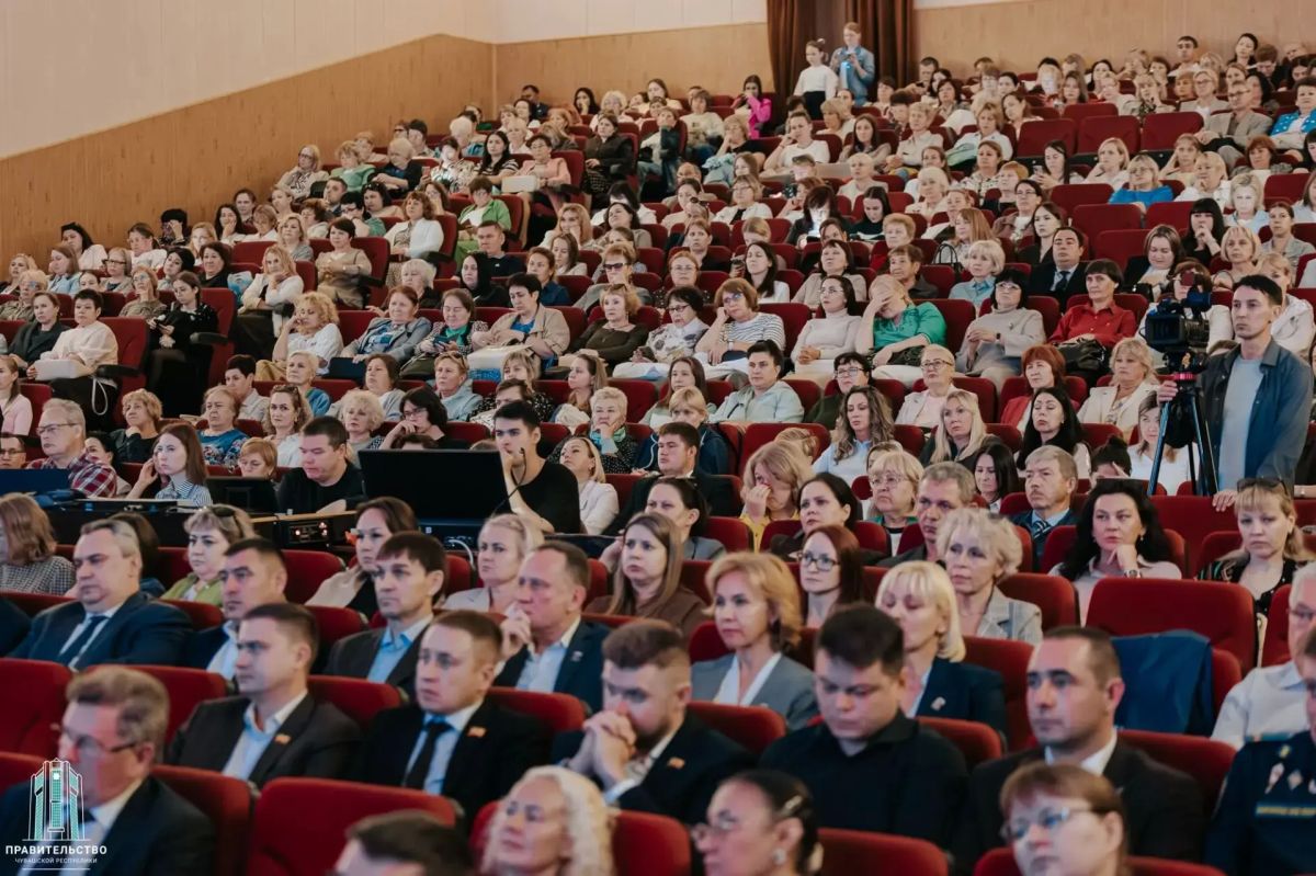 Команда Правительства Чувашии провела «Открытый разговор» в Новочебоксарске Команда Правительства Чувашии провела «Открытый разговор» в Новочебоксарске