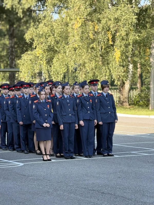 День солидарности в борьбе с терроризмом: в школах Чебоксар прошли мероприятия памяти жертв Беслана День солидарности в борьбе с терроризмом: в школах Чебоксар прошли мероприятия памяти жертв Беслана