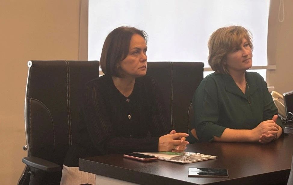 Открытый диалог власти и трудовых коллективов: в Чебоксарах состоялись встречи с сотрудниками Почты России и Ростелекома Открытый диалог власти и трудовых коллективов: в Чебоксарах состоялись встречи с сотрудниками Почты России и Ростелекома