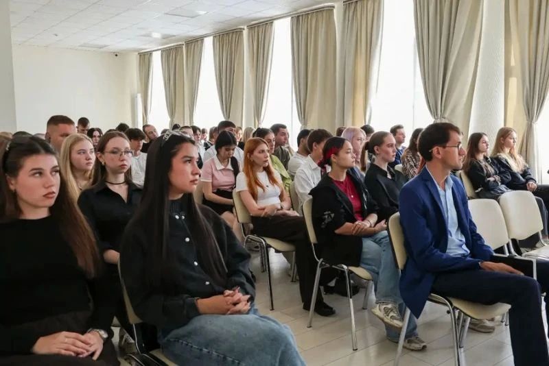 В Чувашии провели «Единый урок памяти и бдительности» для студентов В Чувашии провели «Единый урок памяти и бдительности» для студентов