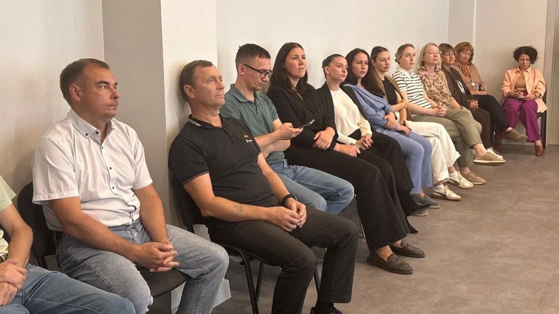 Открытый диалог власти и трудовых коллективов: в Чебоксарах состоялись встречи с сотрудниками Почты России и Ростелекома Открытый диалог власти и трудовых коллективов: в Чебоксарах состоялись встречи с сотрудниками Почты России и Ростелекома
