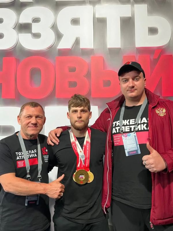 Чувашия завоевала четыре медали на чемпионате России по тяжелой атлетике Чувашия завоевала четыре медали на чемпионате России по тяжелой атлетике