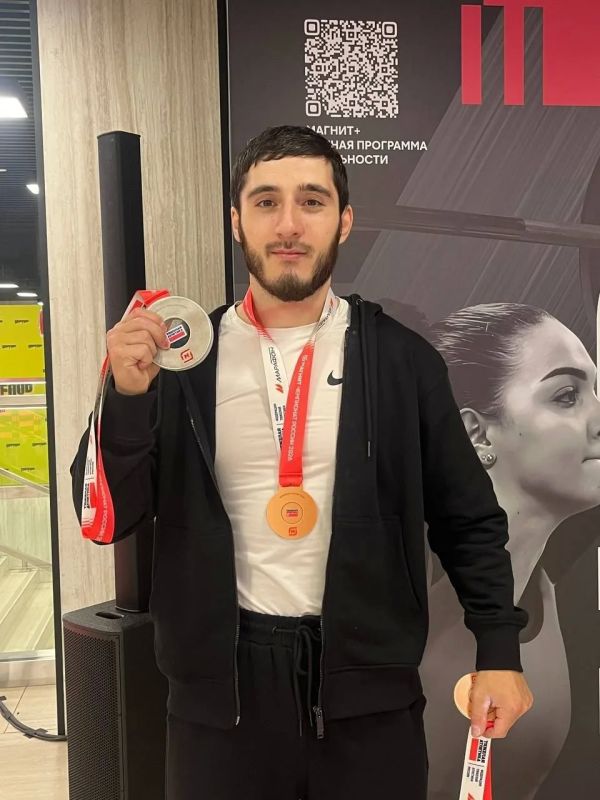 Чувашия завоевала четыре медали на чемпионате России по тяжелой атлетике Чувашия завоевала четыре медали на чемпионате России по тяжелой атлетике