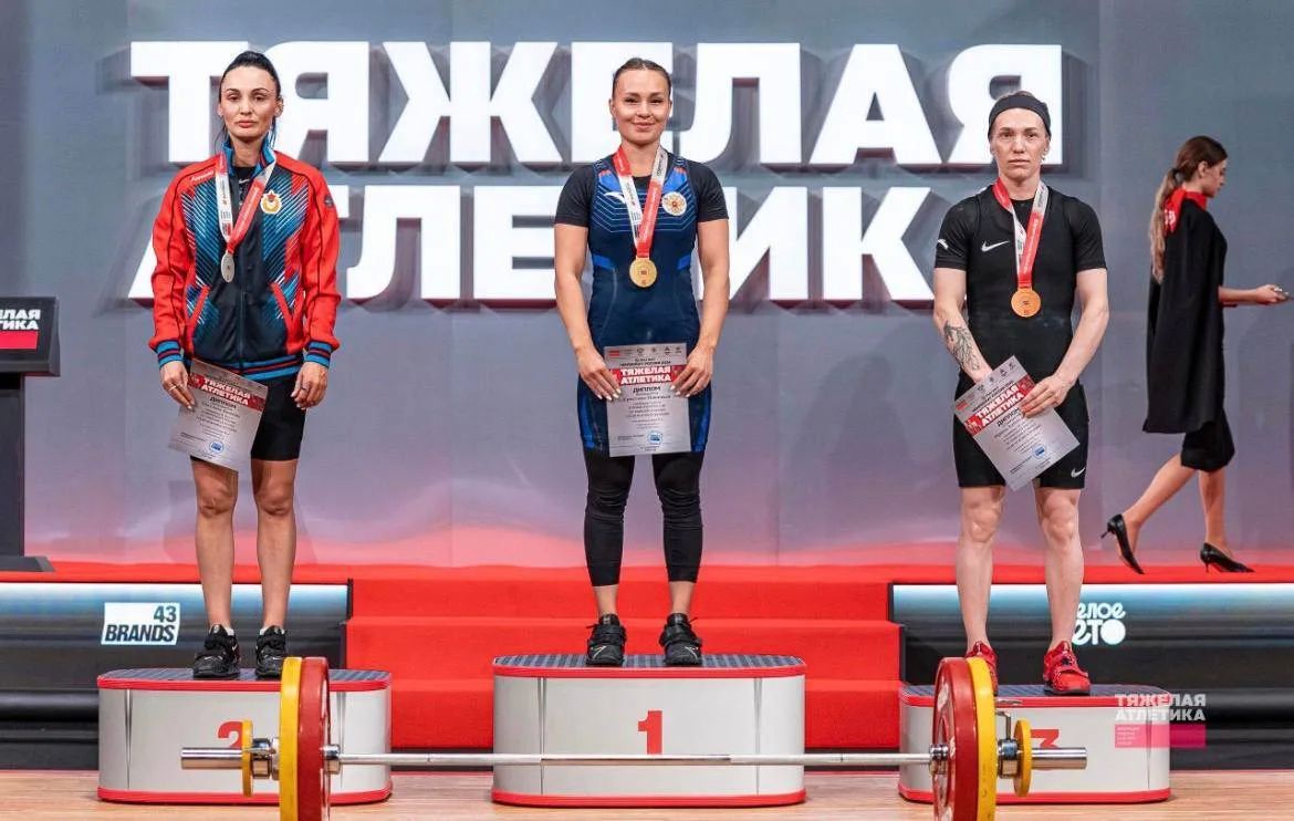 Чувашия завоевала четыре медали на чемпионате России по тяжелой атлетике Чувашия завоевала четыре медали на чемпионате России по тяжелой атлетике
