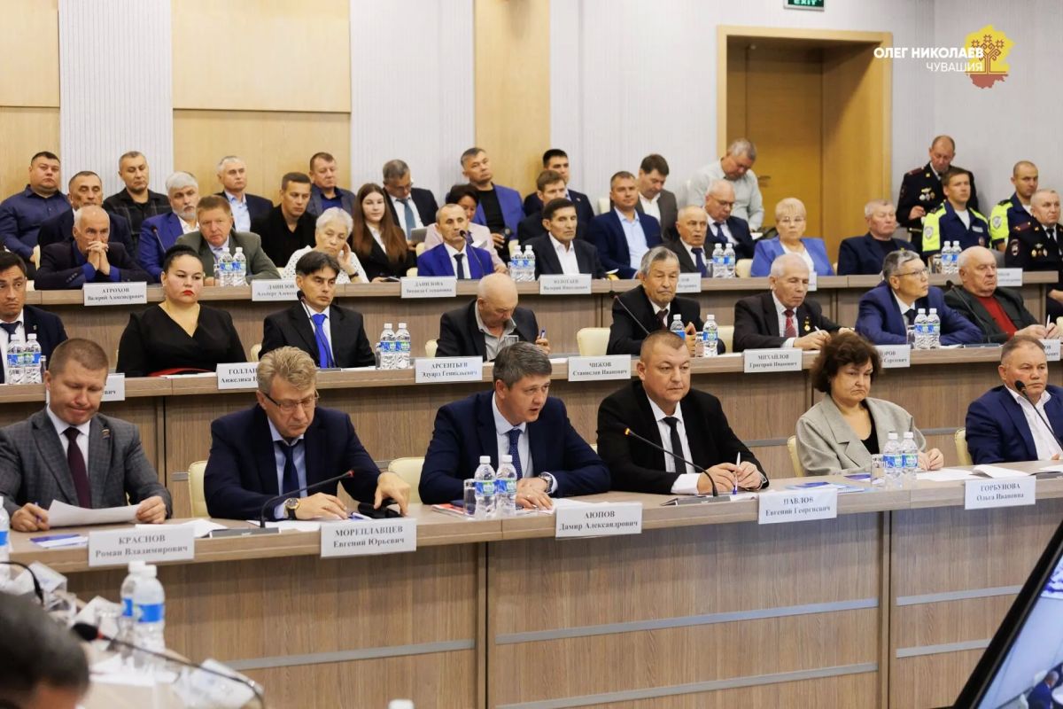 Олег Николаев: На совместном заседании комиссии по безопасности дорожного движения и расширенной коллегии Минтранса Чувашии обсудили развитие дорожно-транспортной отрасли Олег Николаев: На совместном заседании комиссии по безопасности дорожного движения и расширенной коллегии Минтранса Чувашии обсудили развитие дорожно-транспортной отрасли