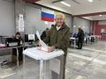 С самого утра жители Новочебоксарска приходят на избирательные участки, чтобы сделать свой выбор и определить вектор развития республики и всей страны
