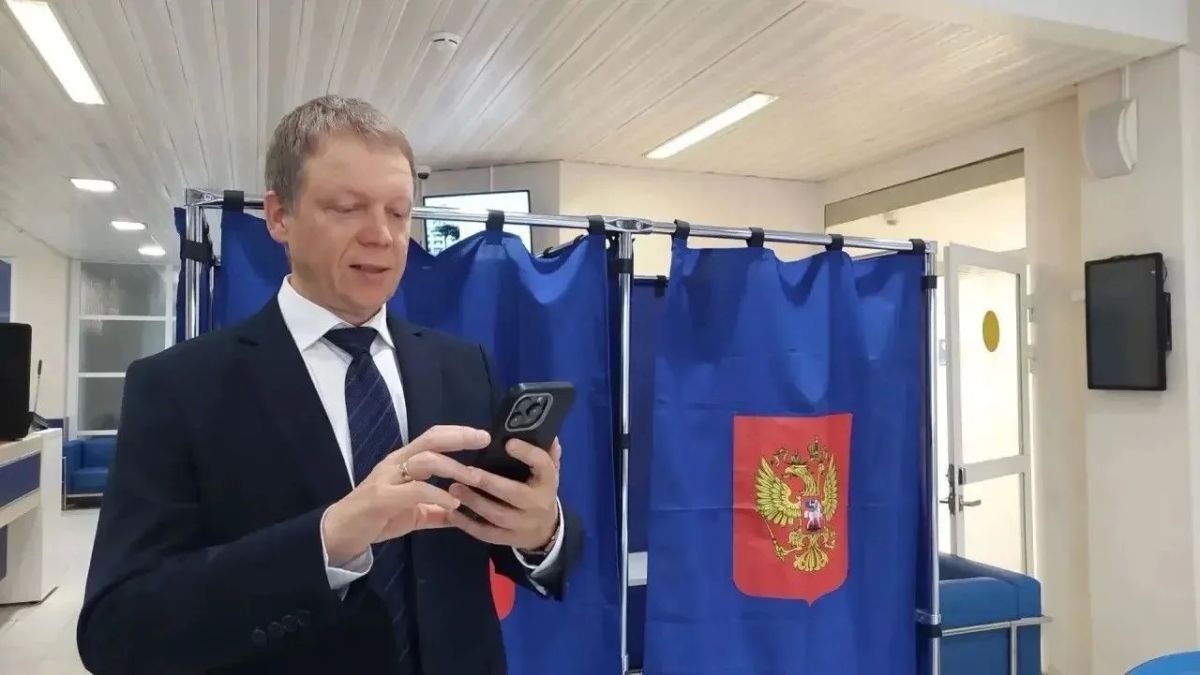 Чебоксары присоединились к трехдневному голосованию Чебоксары присоединились к трехдневному голосованию
