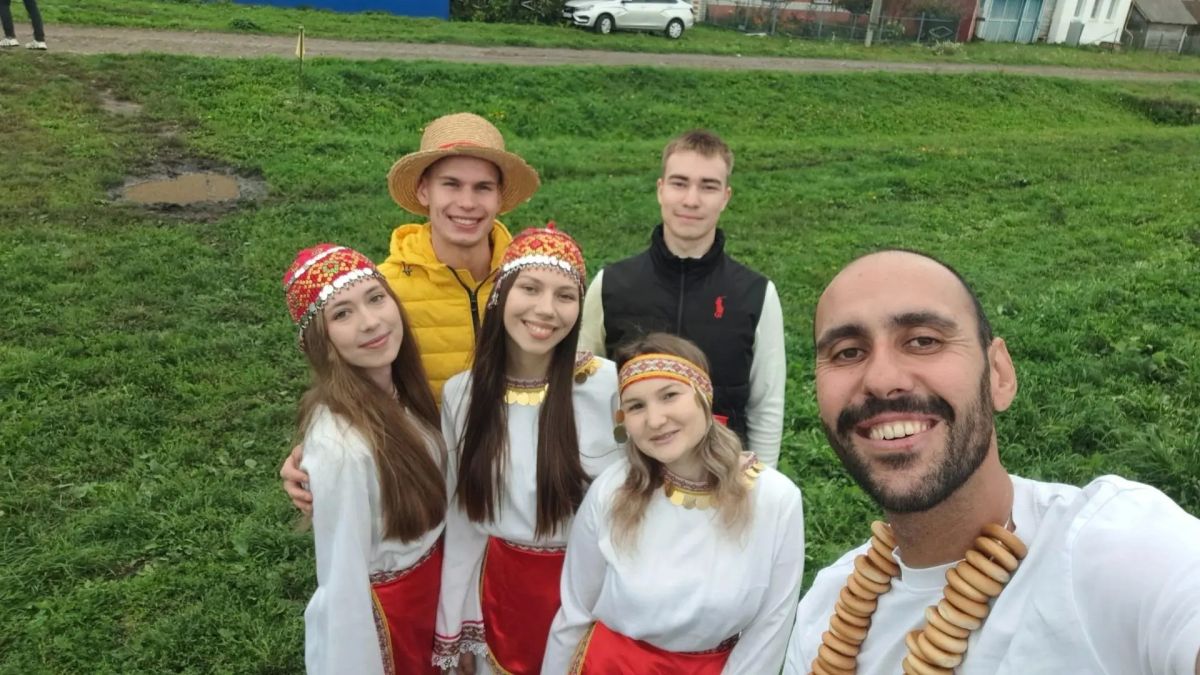 Деревня Малые Туваны приняла делегацию Всемирного фестиваля молодёжи