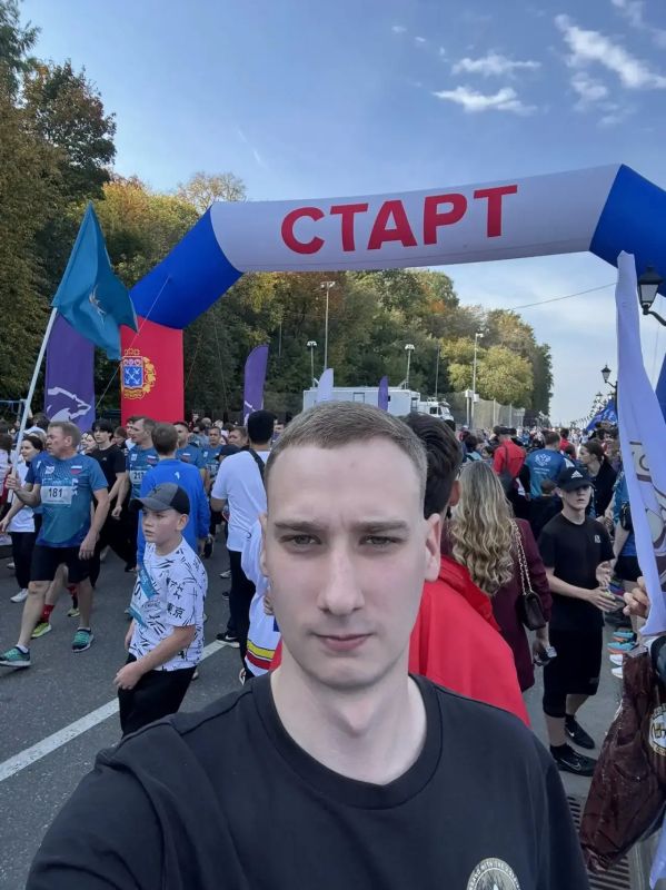 Сотрудники прокуратуры Чувашии вместе со своими семьями приняли участие во всероссийском забеге «Кросс нации – 2026» Сотрудники прокуратуры Чувашии вместе со своими семьями приняли участие во всероссийском забеге «Кросс нации – 2026»