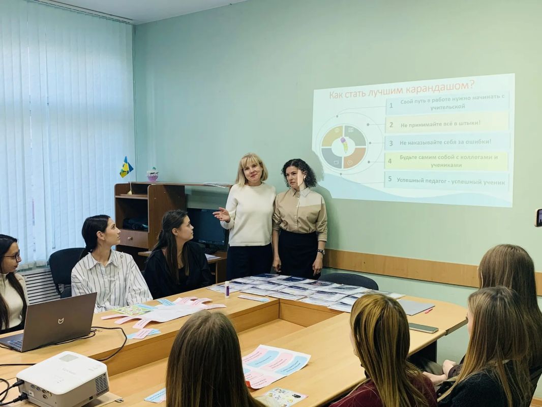 В преддверии Дня учителя в Новочебоксарске состоялся «Учительский дебют» В преддверии Дня учителя в Новочебоксарске состоялся «Учительский дебют»