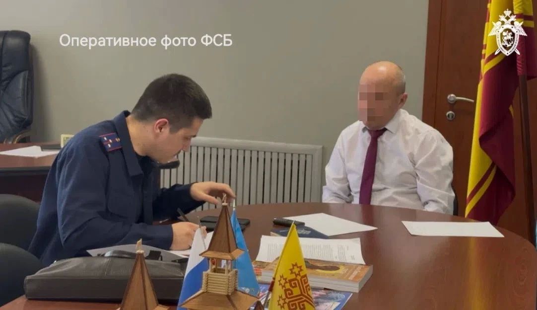 В Республике Чувашия завершено расследование уголовного дела в отношении бывшего главы Батыревского округа и его пособника