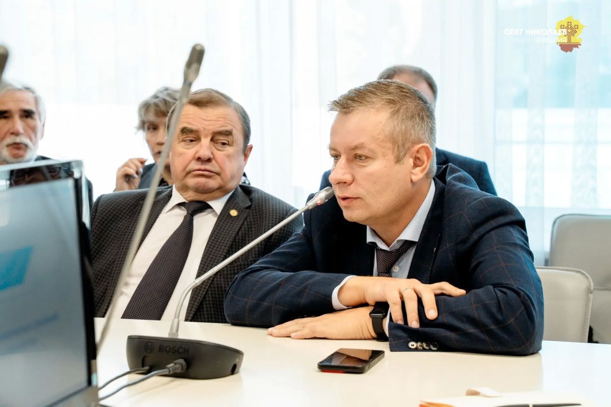 Олег Николаев: Укрепляем технологический суверенитет: в Чувашию с рабочим визитом прибыла делегация Госкорпорации «Ростех» Олег Николаев: Укрепляем технологический суверенитет: в Чувашию с рабочим визитом прибыла делегация Госкорпорации «Ростех»