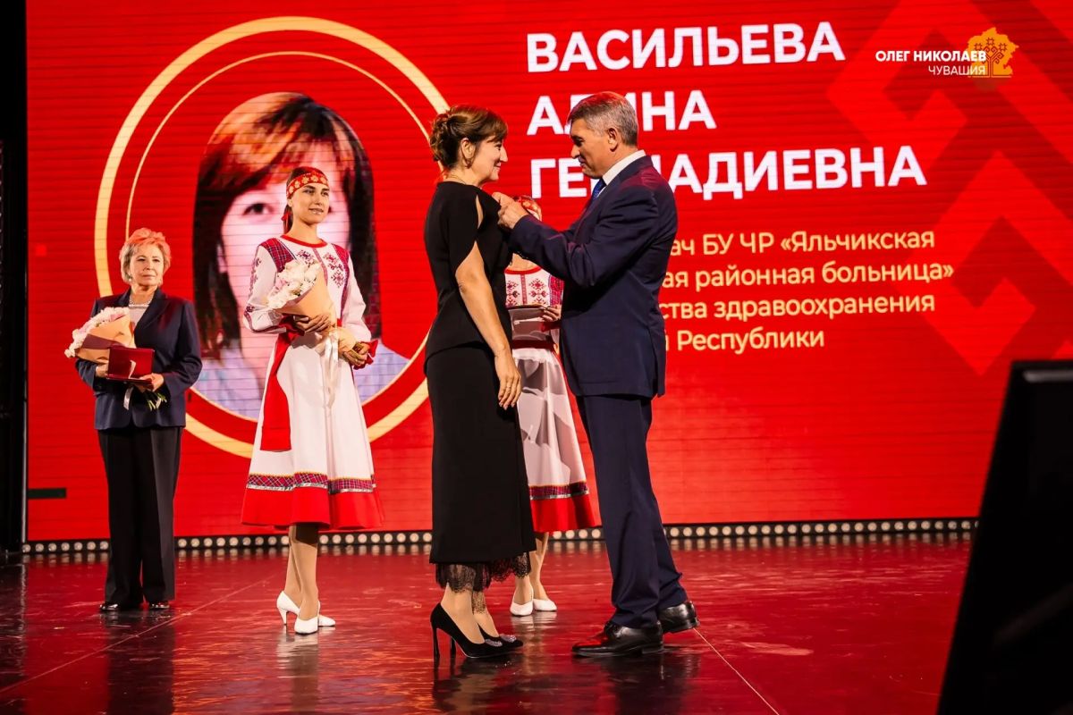 Олег Николаев: 1,5 тысячи врачей, ученых и экспертов из регионов России и Узбекистана – впечатляющий масштаб! Был искренне рад приветствовать участников III Чебоксарского медицинского форума