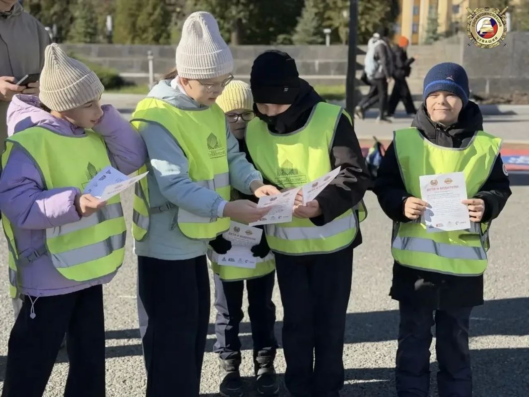 В сентябре ученики школ города Чебоксары традиционно писали письма-обращения к водителям В сентябре ученики школ города Чебоксары традиционно писали письма-обращения к водителям