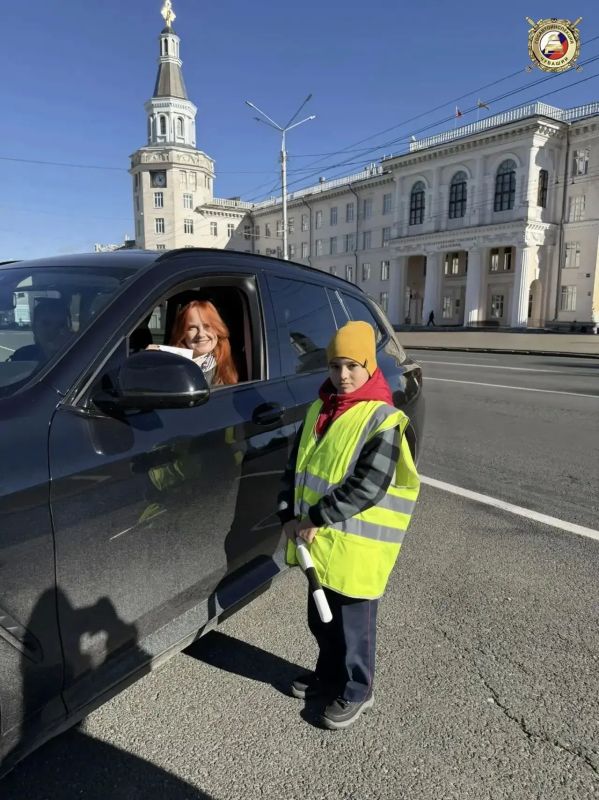 В сентябре ученики школ города Чебоксары традиционно писали письма-обращения к водителям В сентябре ученики школ города Чебоксары традиционно писали письма-обращения к водителям