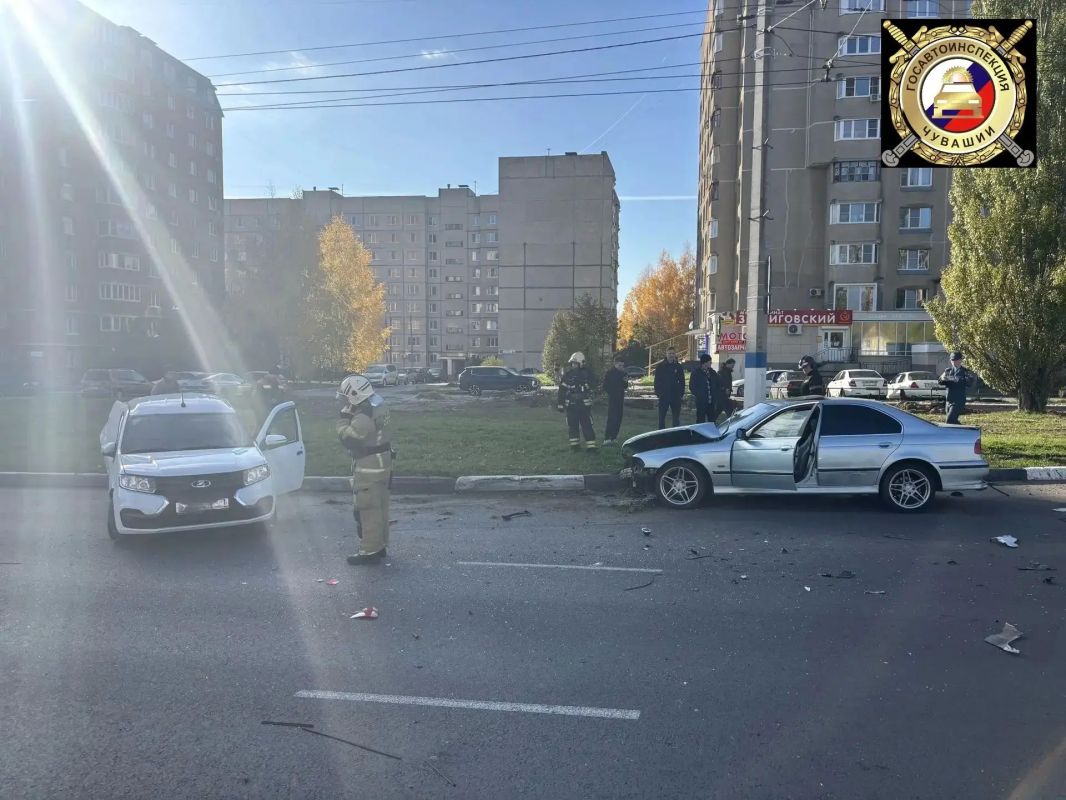 В Новочебоксарске произошло ДТП, в котором получили 2 водителя В Новочебоксарске произошло ДТП, в котором получили 2 водителя