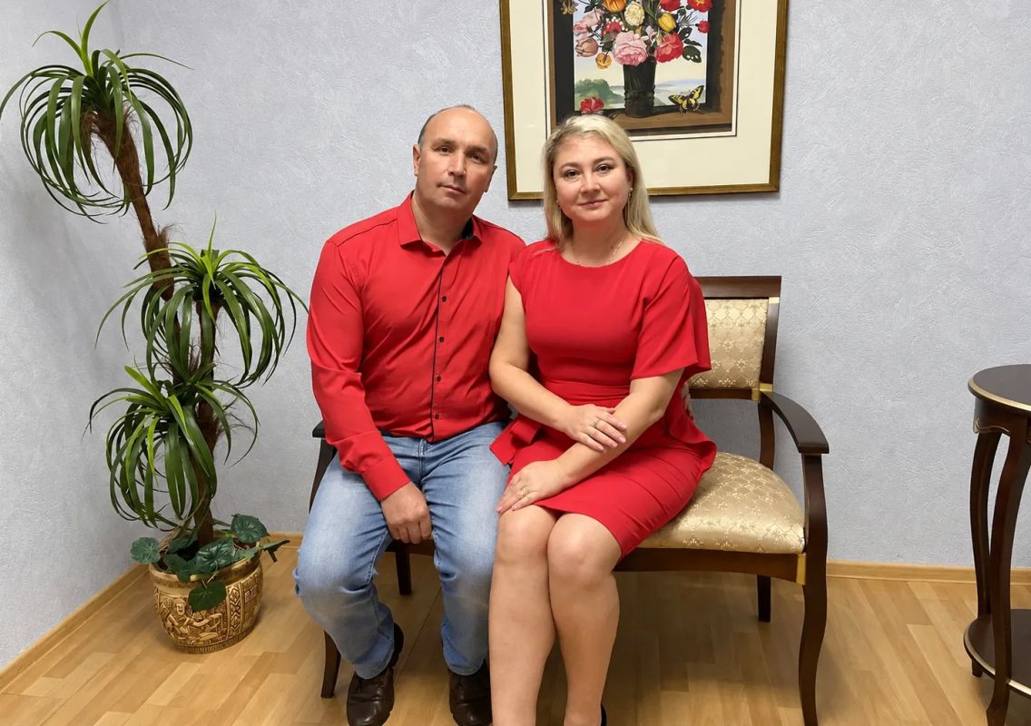 Десять лет в ритме любви: в Новочебоксарске супруги Соловьевы отметили розовую свадьбу Десять лет в ритме любви: в Новочебоксарске супруги Соловьевы отметили розовую свадьбу