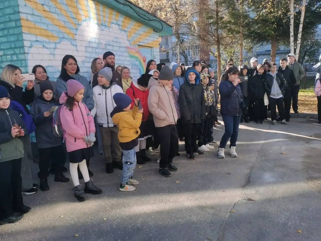 Комфортно, безопасно, красиво! В Новочебоксарске после масштабного капремонта открылась школа для детей с ОВЗ Комфортно, безопасно, красиво! В Новочебоксарске после масштабного капремонта открылась школа для детей с ОВЗ