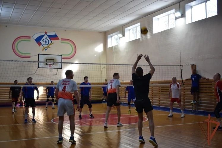 В Чебоксарах прошел турнир по волейболу памяти полковника ОМОН