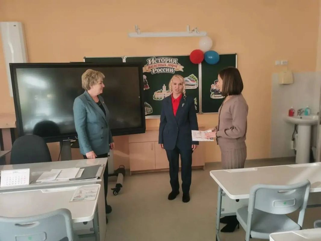 Комфортно, безопасно, красиво! В Новочебоксарске после масштабного капремонта открылась школа для детей с ОВЗ Комфортно, безопасно, красиво! В Новочебоксарске после масштабного капремонта открылась школа для детей с ОВЗ