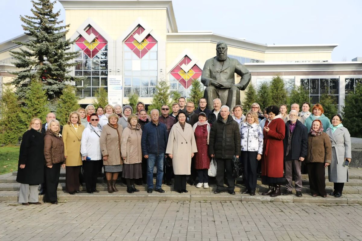 Сегодня - день памяти великого чувашского просветителя Ивана Яковлевича Яковлева Сегодня - день памяти великого чувашского просветителя Ивана Яковлевича Яковлева