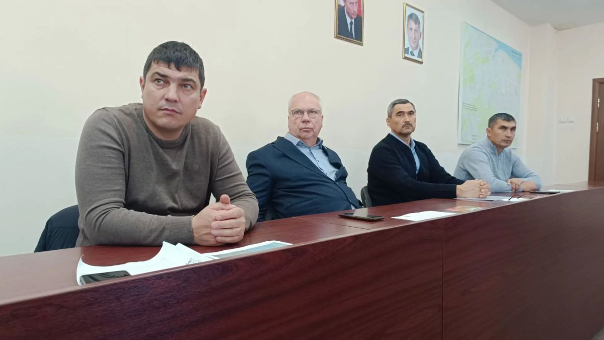 В Госавтоинспекции Чувашии проведено совещание по подготовке автодорог к эксплуатации в зимний период В Госавтоинспекции Чувашии проведено совещание по подготовке автодорог к эксплуатации в зимний период