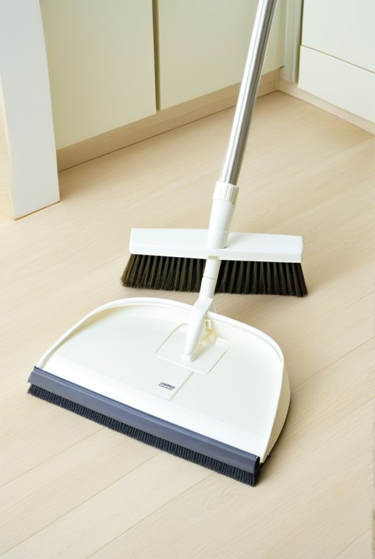 Современный комплект для уборки: щетка и совок, которые сделают вашу жизнь проще