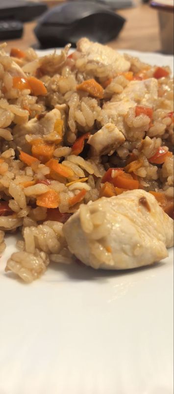 Вок-магия: как рис превращает обычный ужин в азиатский праздник