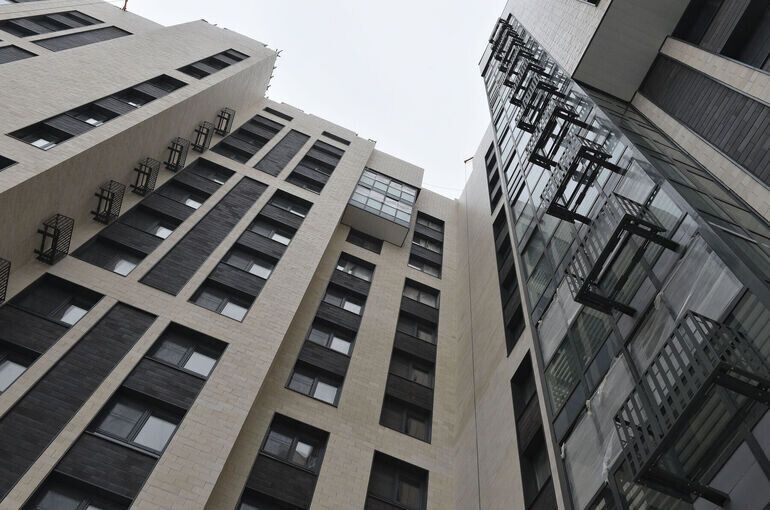 � ������� ����� ������������ � ������� ��������� ������ � ����� �����